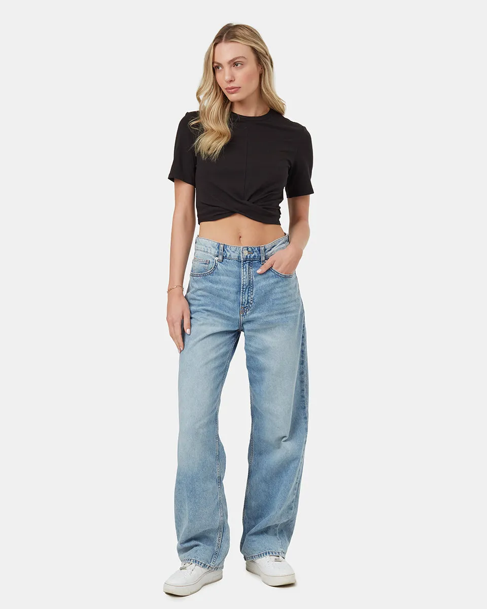 Twist Front T-Shirt sold by tentree product image thumbnail 2