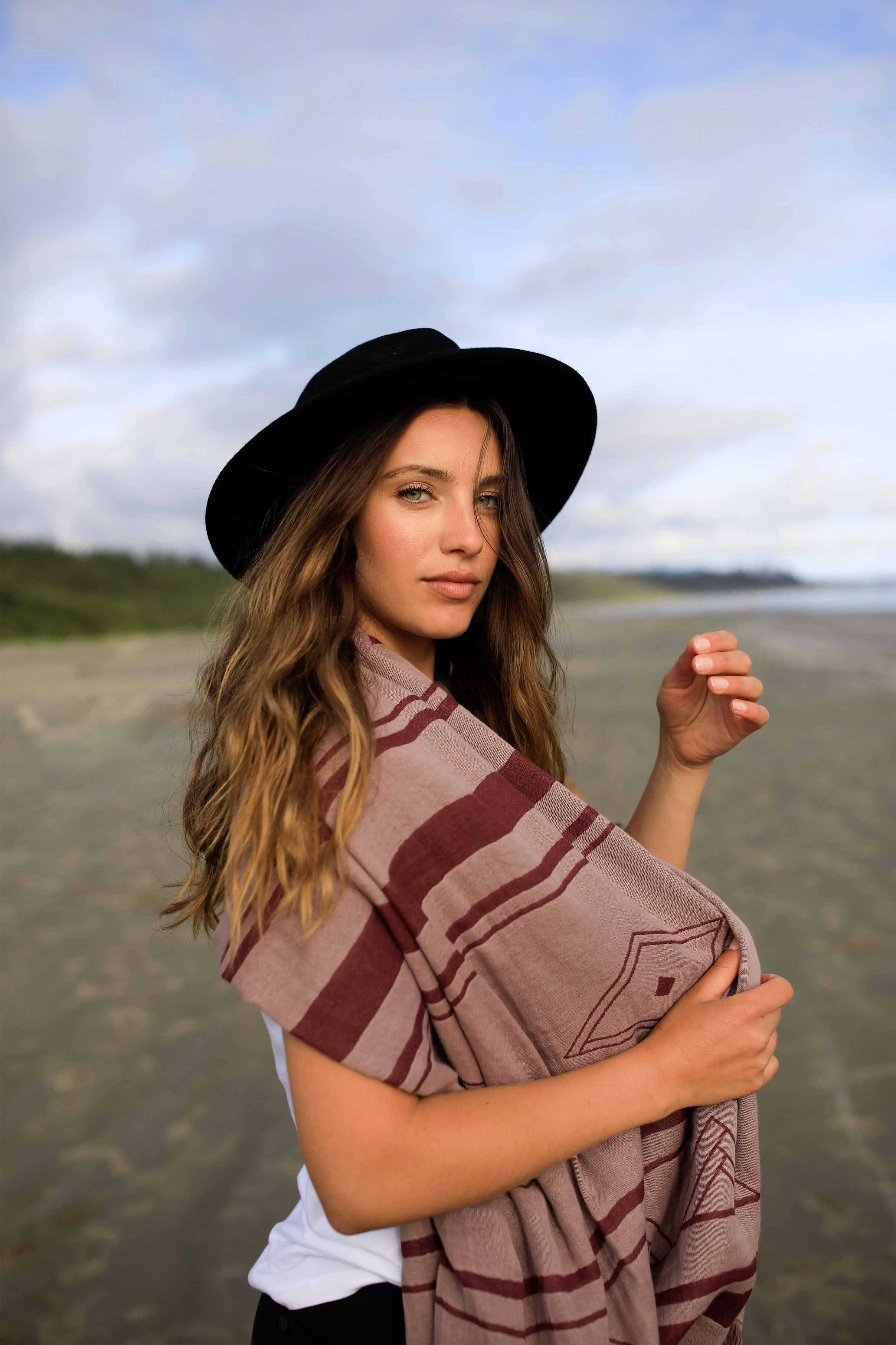 Cotton Diamond Blanket Scarf sold by tentree product image thumbnail 2