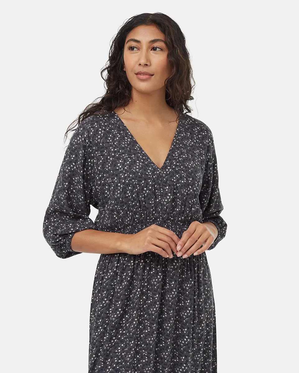 EcoWoven Crepe Maxi Dress sold by tentree product image thumbnail 3