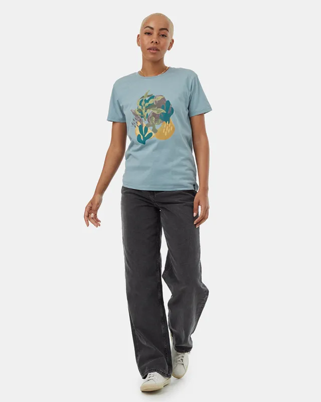 Painterly Kelp T-Shirt sold by tentree