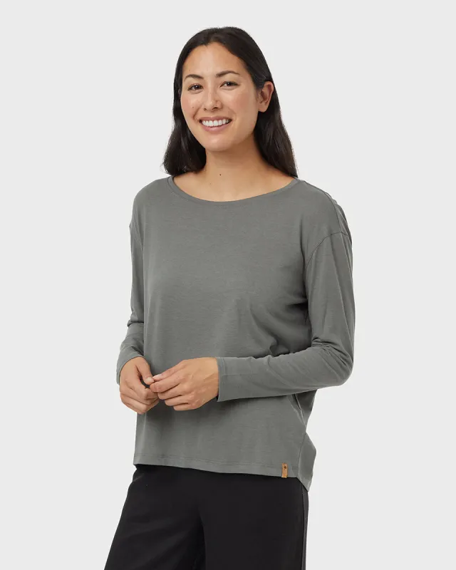 Plateau Longsleeve sold by tentree