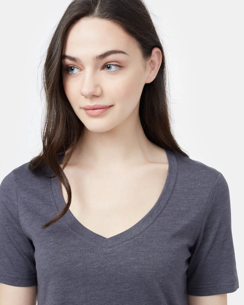 TreeBlend V-Neck T-Shirt sold by tentree product image thumbnail 4