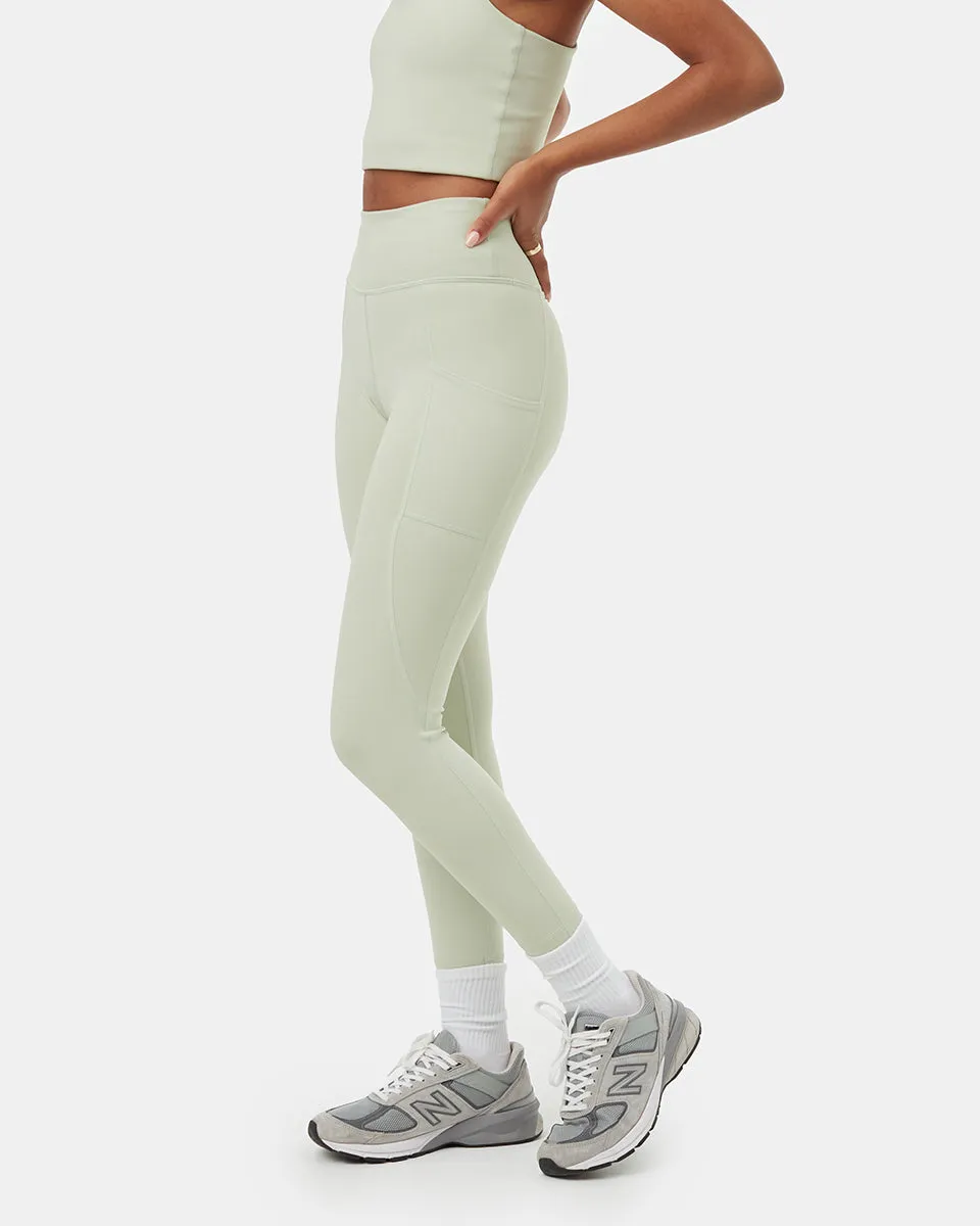 inMotion 7/8 Pocket Legging sold by tentree