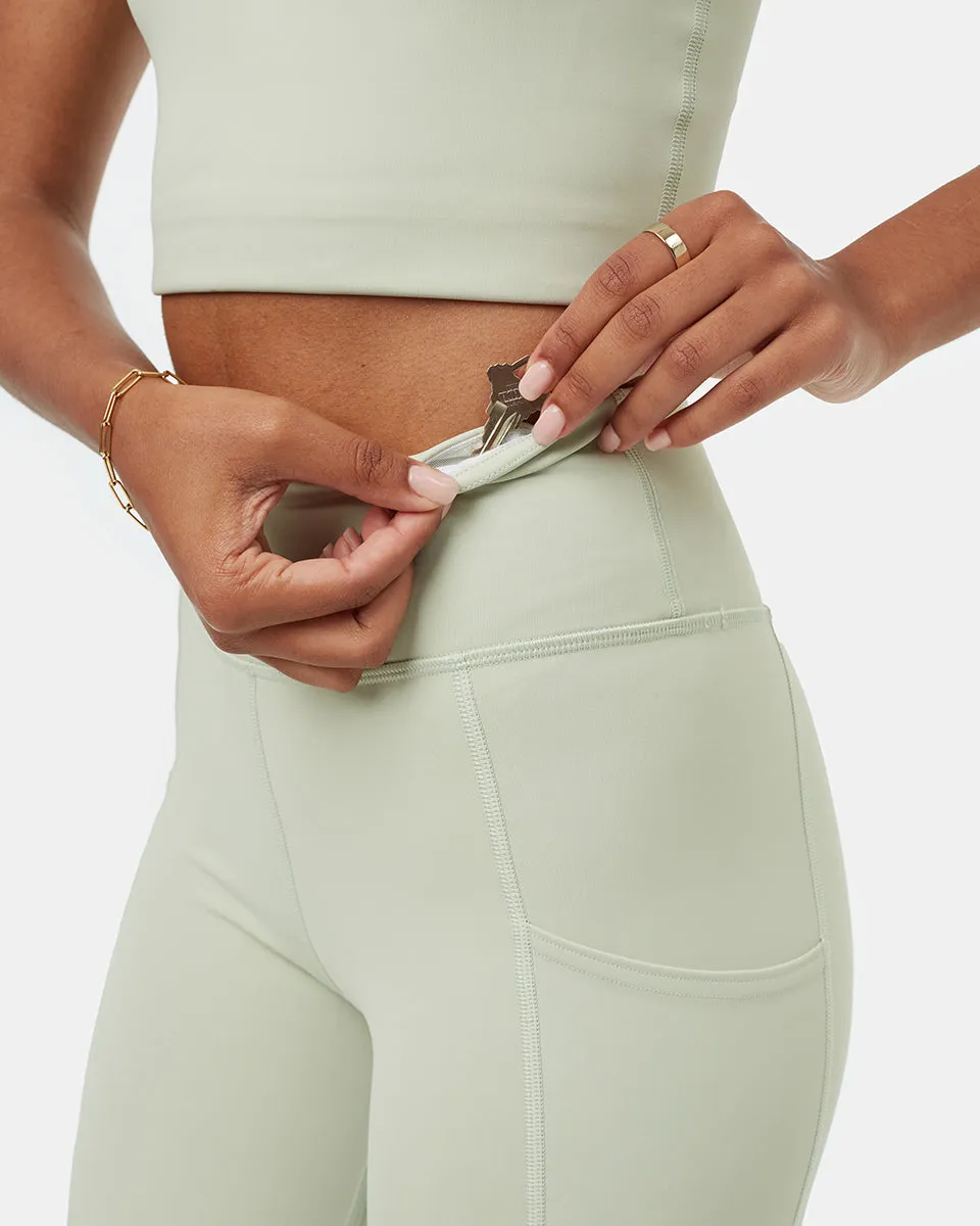 inMotion 7/8 Pocket Legging sold by tentree product image thumbnail 5