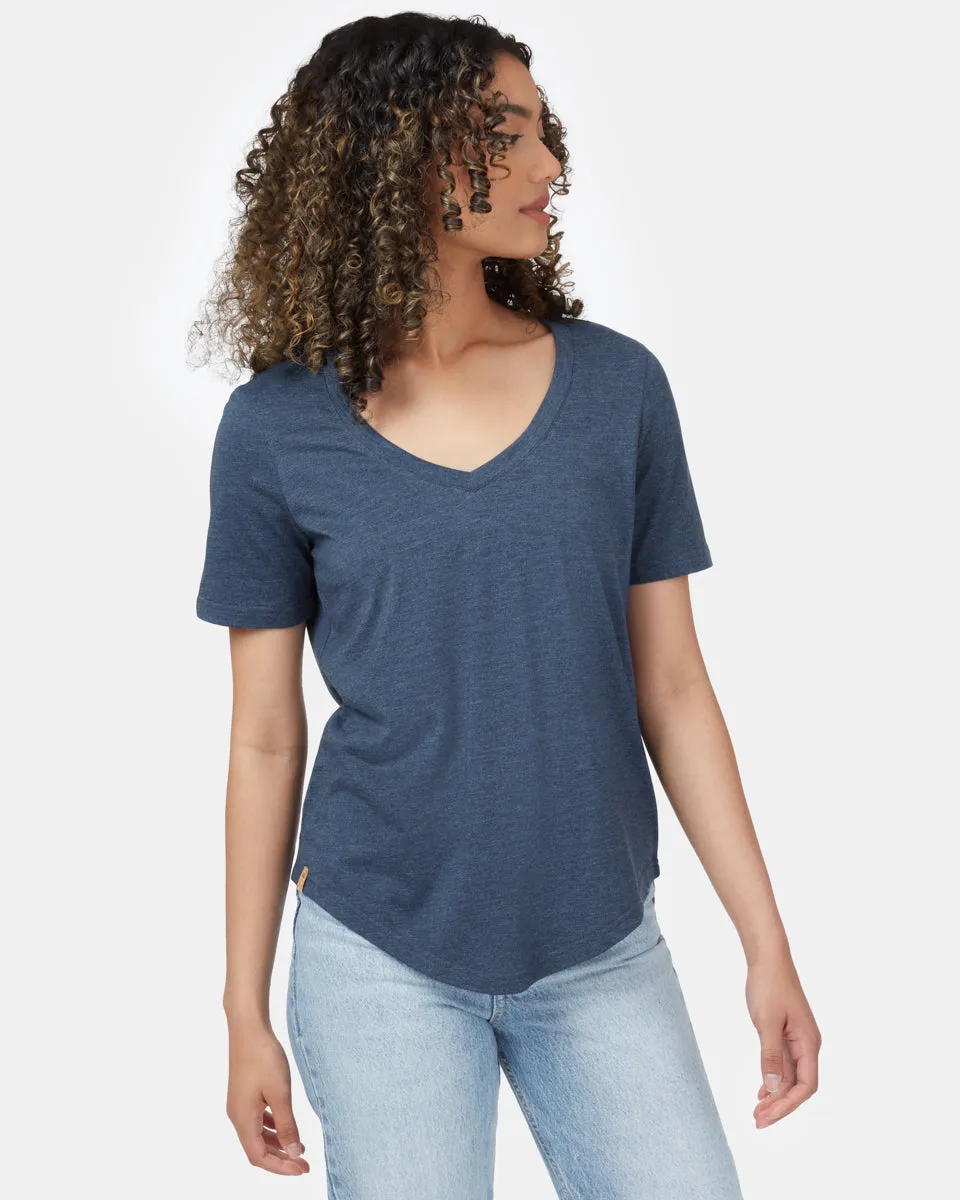 TreeBlend V-Neck T-Shirt sold by tentree product image thumbnail 2