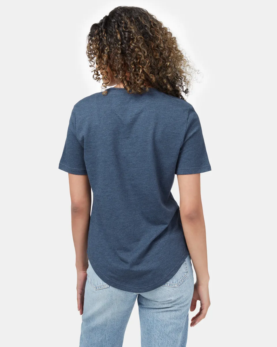 TreeBlend V-Neck T-Shirt sold by tentree product image thumbnail 3
