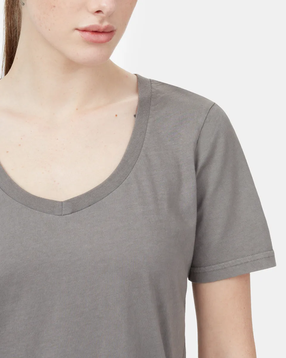 Natural Dye V-Neck T-Shirt sold by tentree product image thumbnail 4