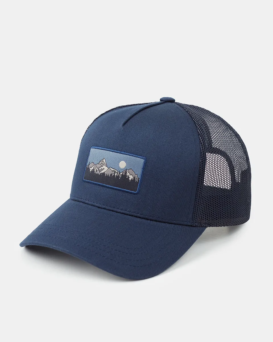 Mountain Patch Altitude Hat sold by tentree