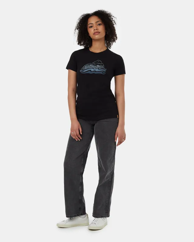 Waves T-Shirt sold by tentree