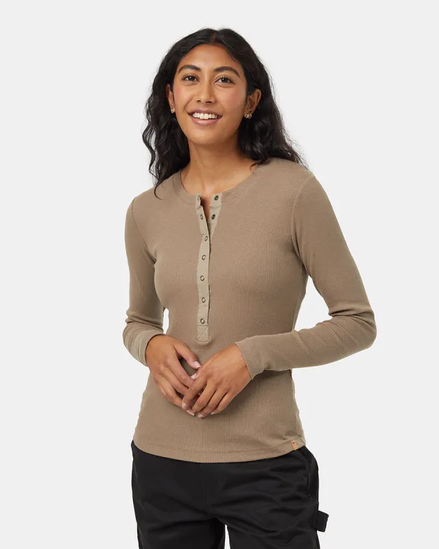 Rib Snap Placket Henley sold by tentree
