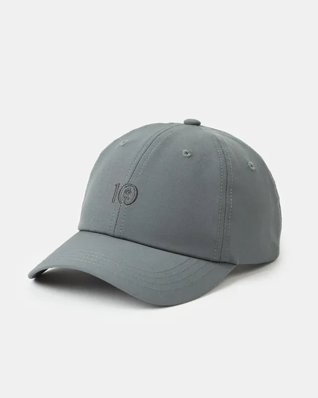 inMotion Peak Hat sold by tentree