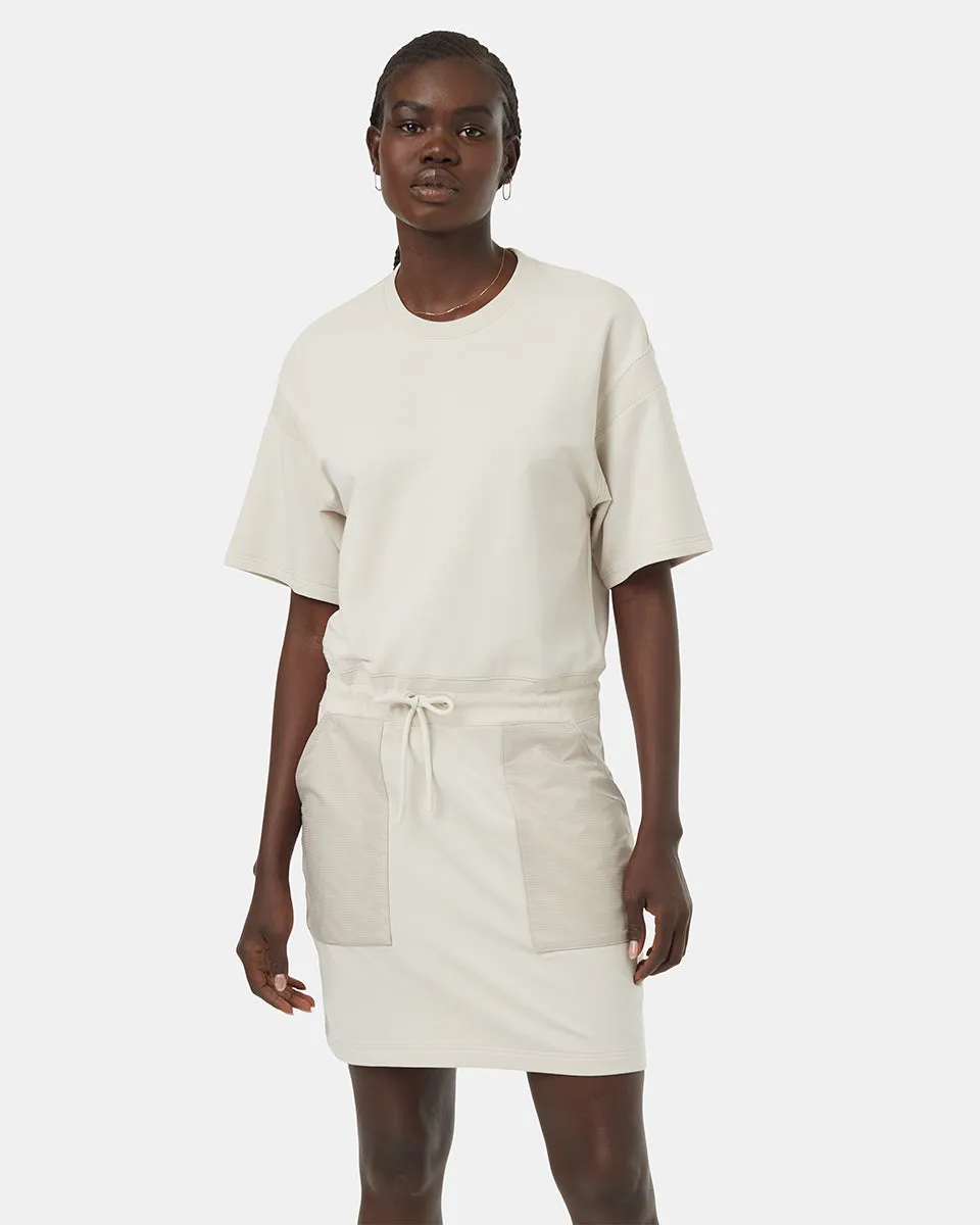 SoftTerry Light Contrast Dress sold by tentree product image thumbnail 2