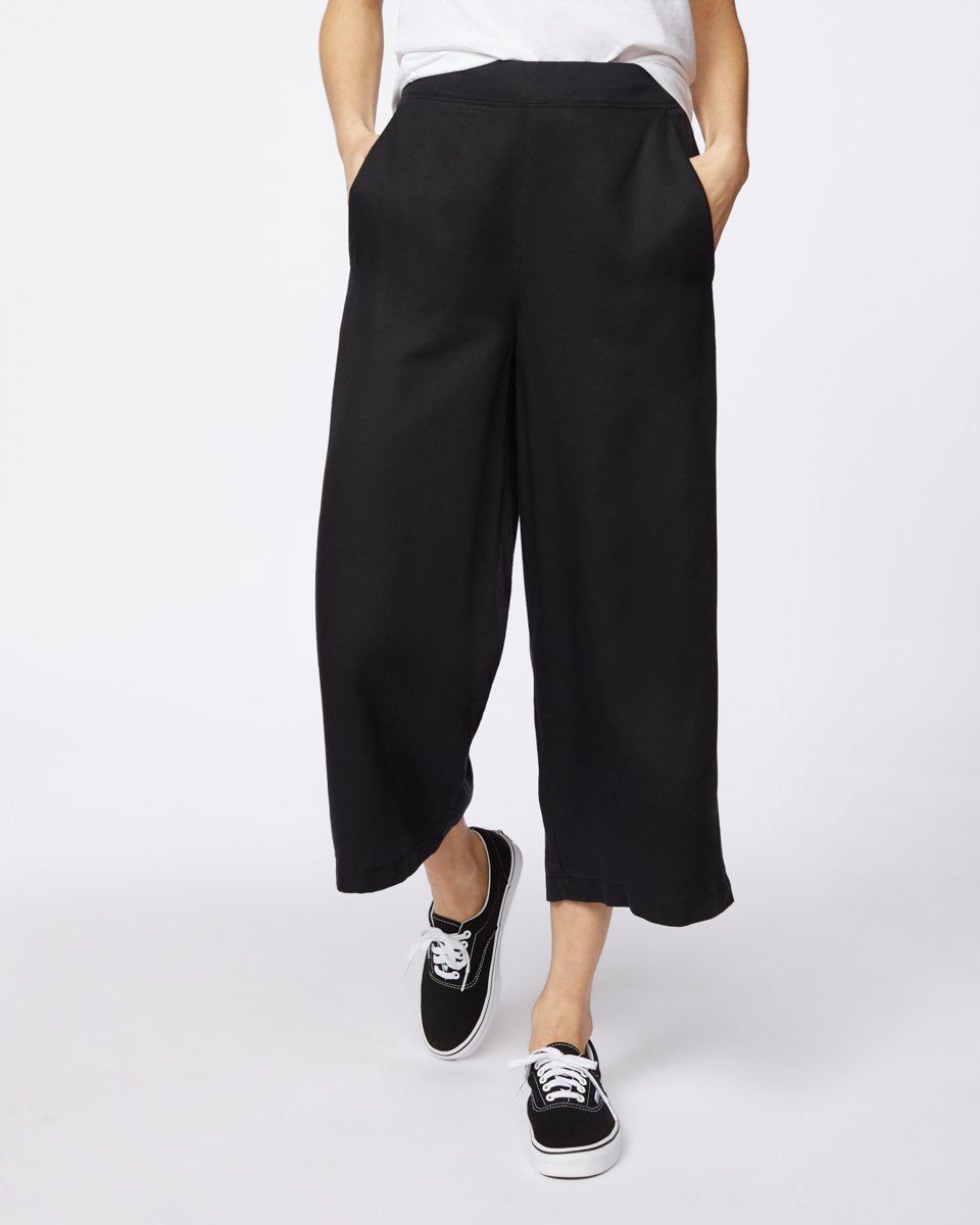 Laurel Pant sold by tentree