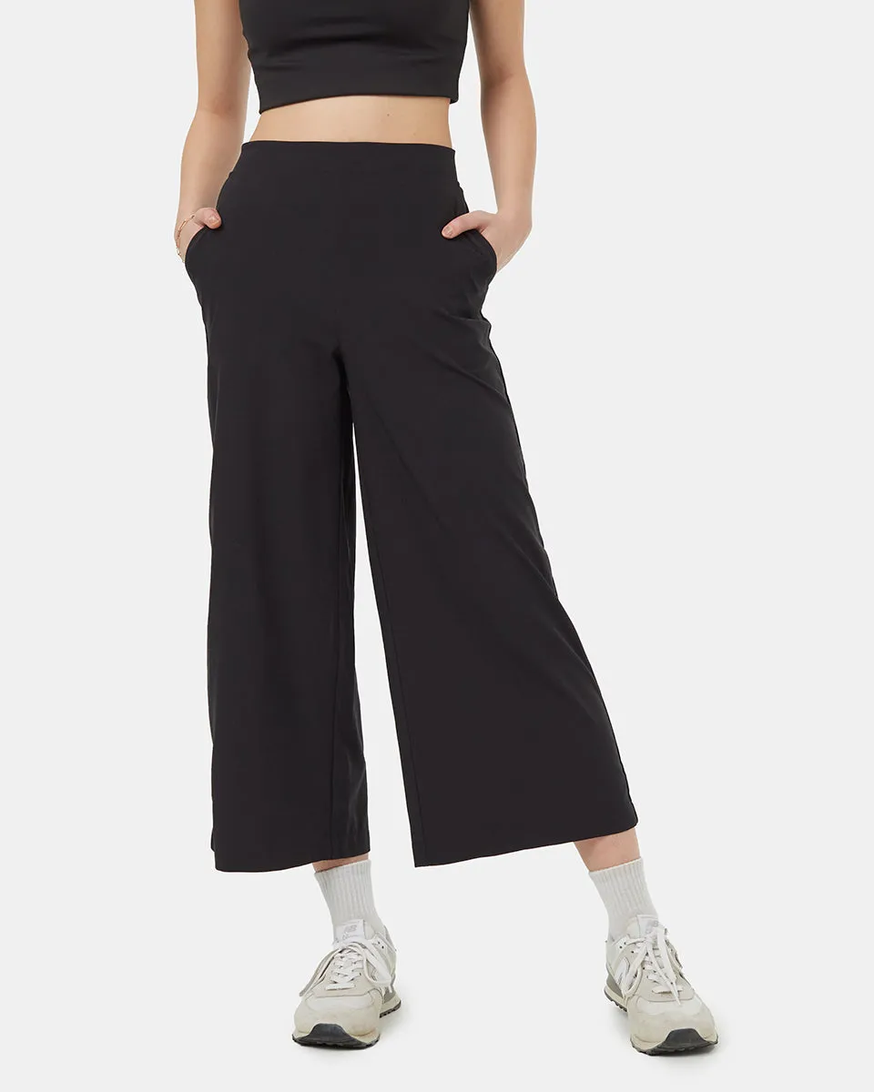 inMotion Cropped Wide Leg Pant sold by tentree