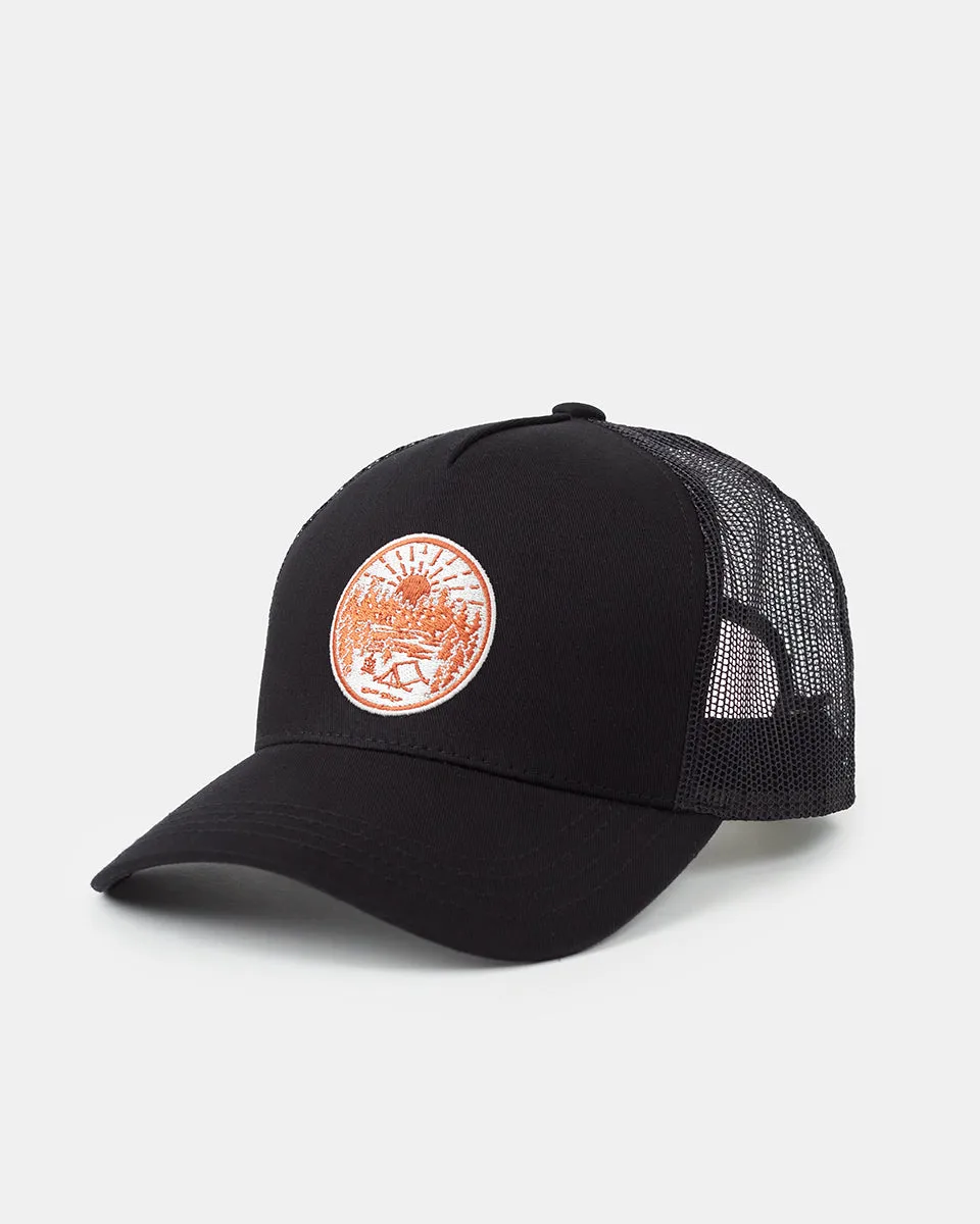 Outdoor Patch Altitude Hat sold by tentree