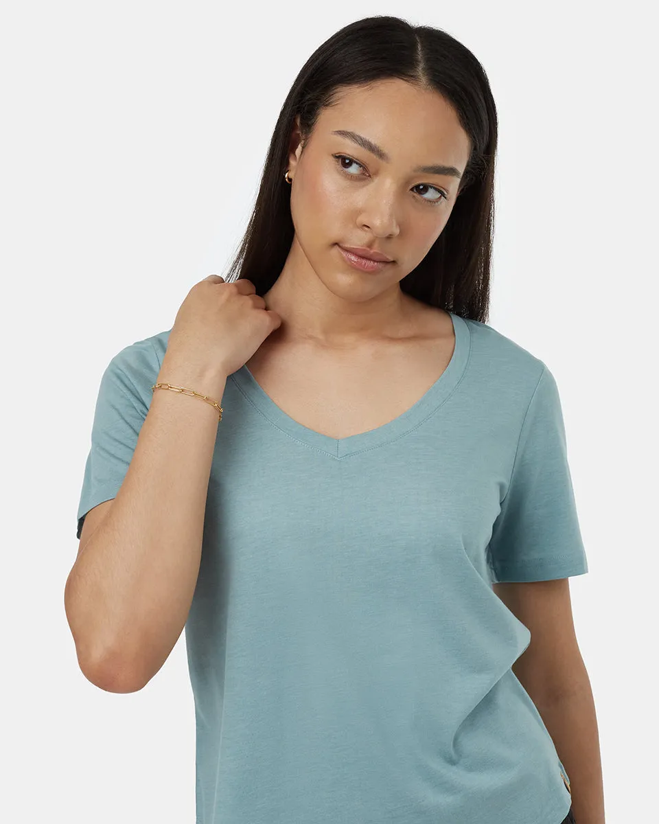 TreeBlend V-Neck T-Shirt sold by tentree product image thumbnail 4