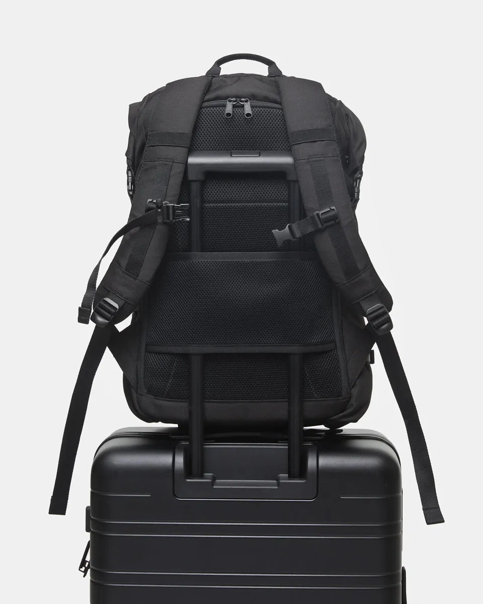 Mobius 35L Backpack sold by tentree product image thumbnail 3