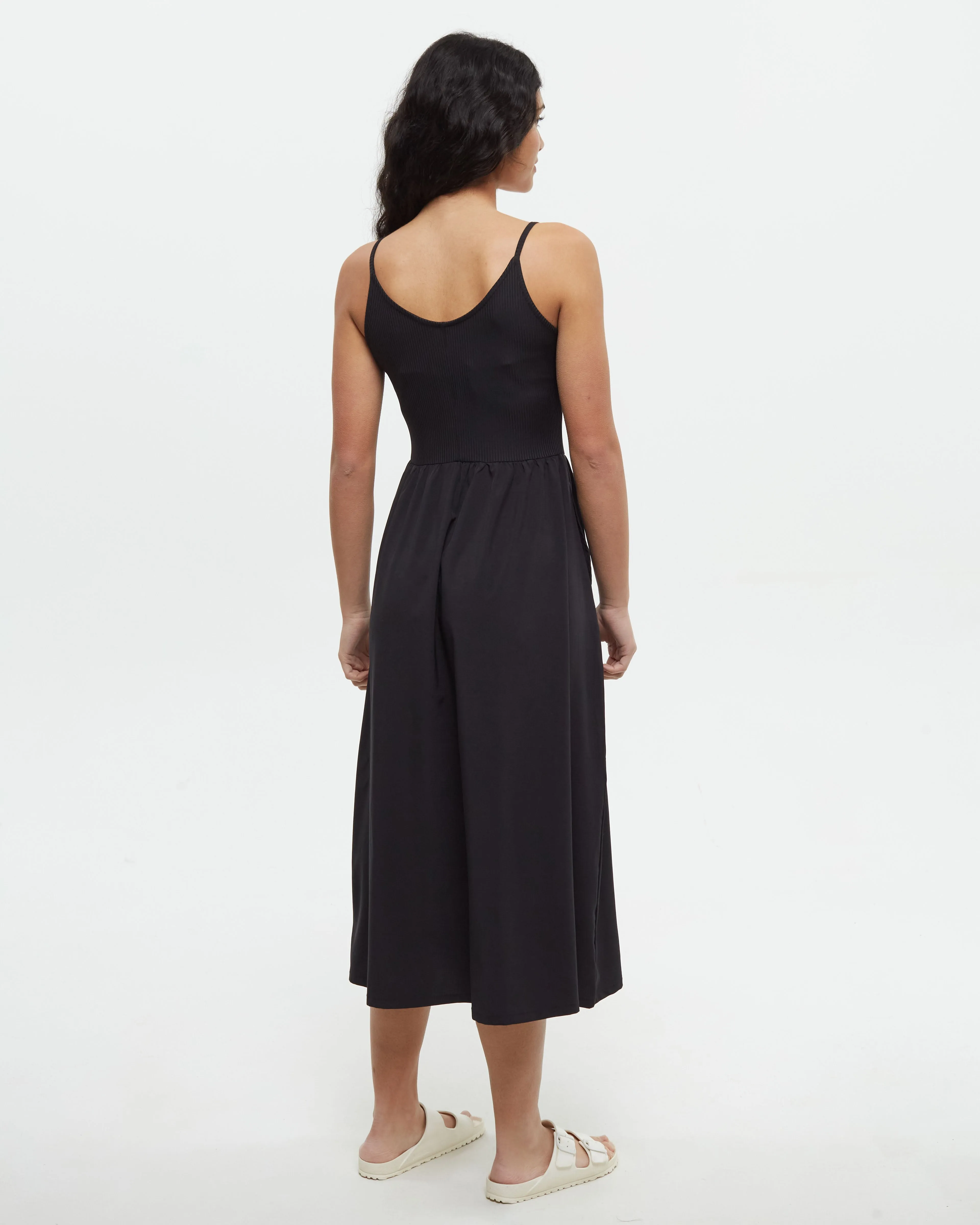 Juneau Dress sold by tentree product image thumbnail 2