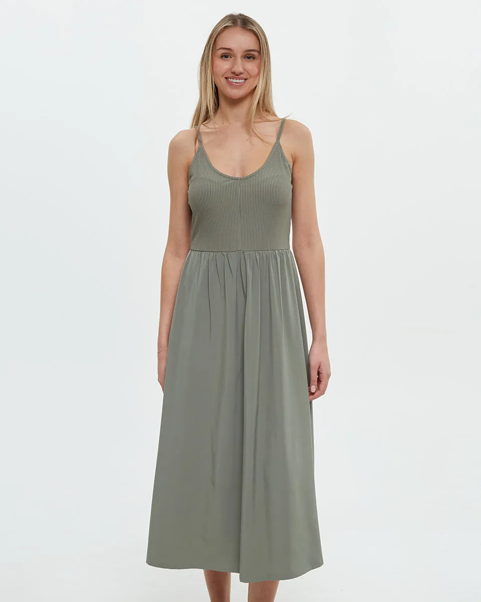 Juneau Dress sold by tentree product image thumbnail 2
