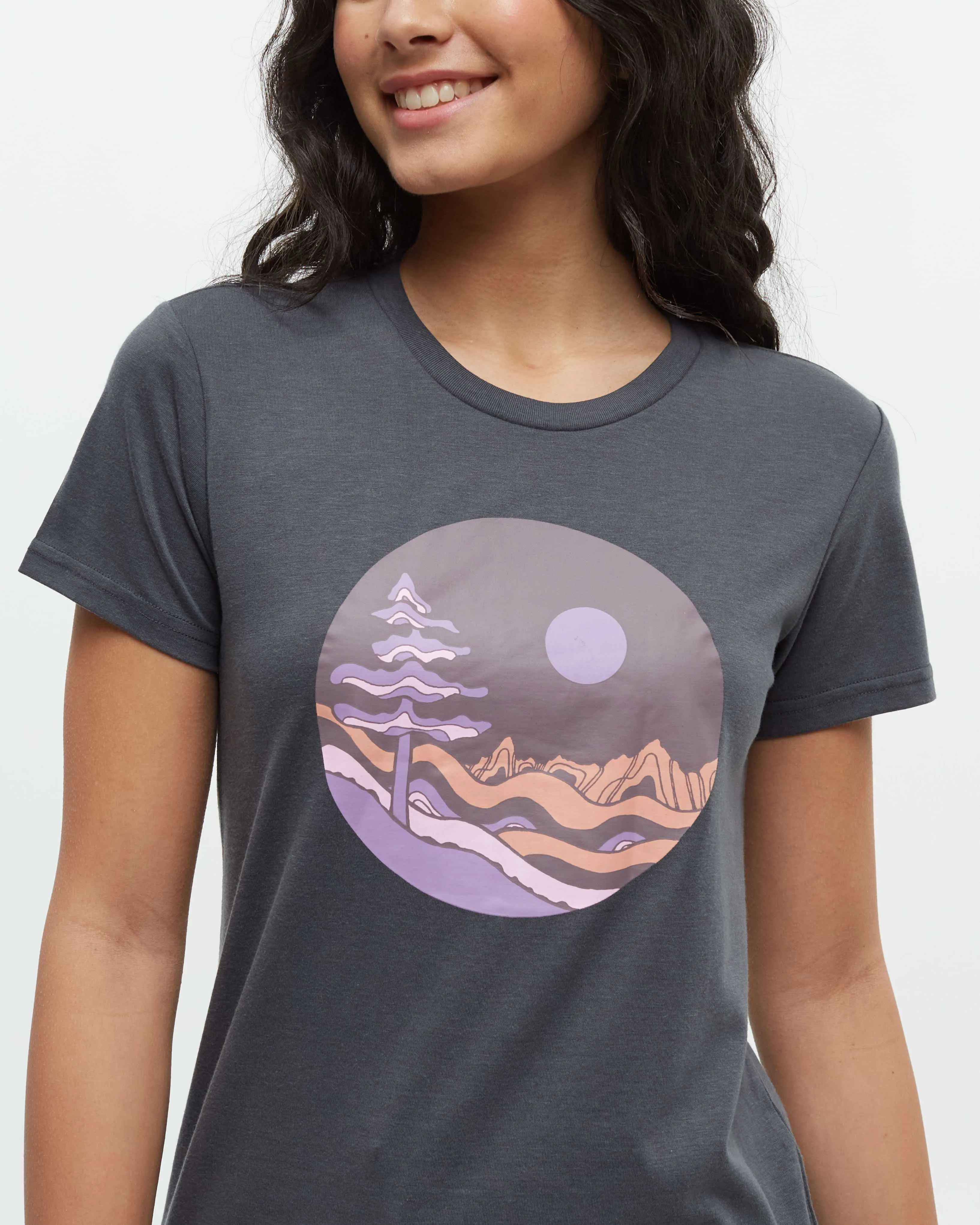 Emerald Edge Portal T-Shirt sold by tentree product image thumbnail 4