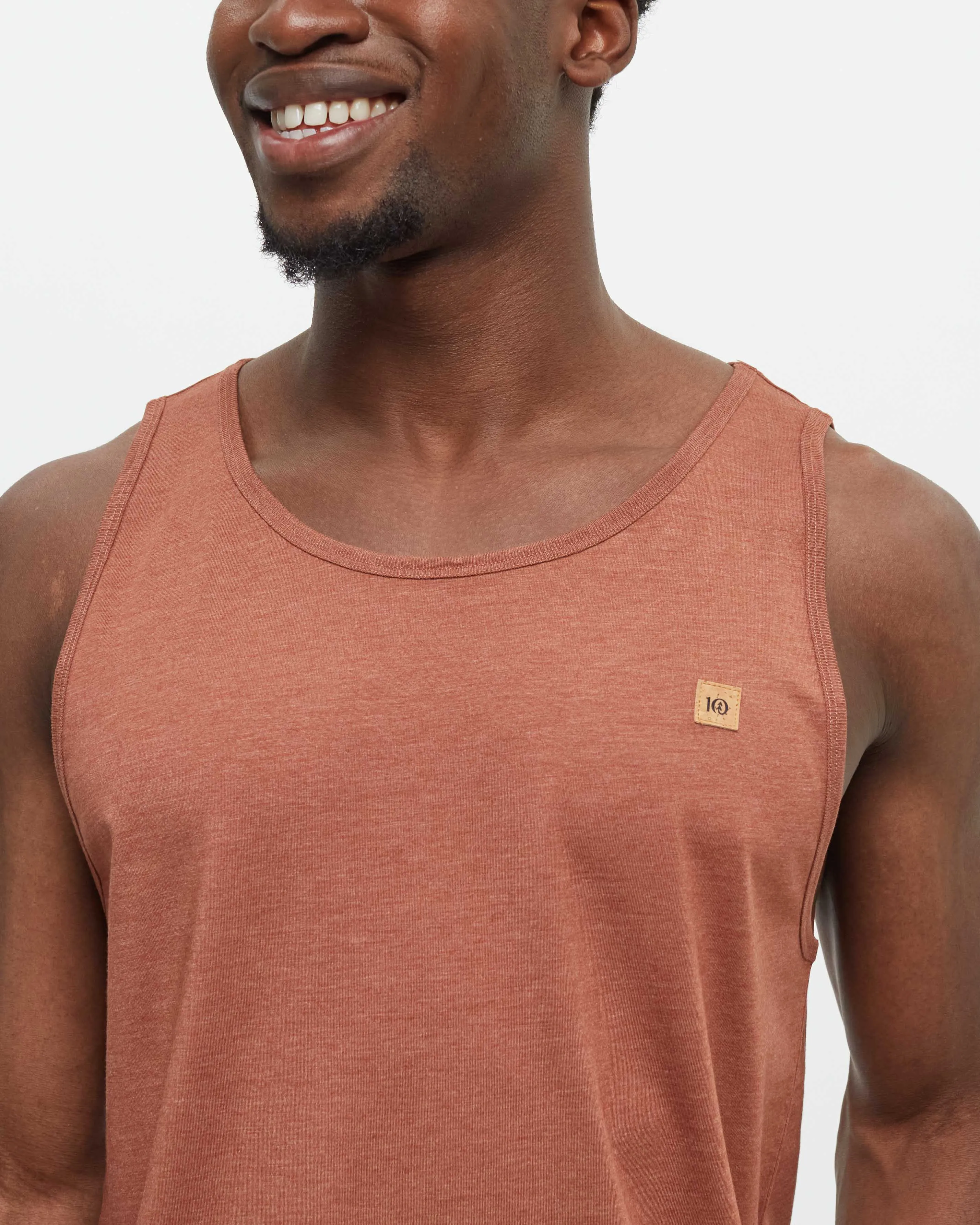 Pender Tank sold by tentree product image thumbnail 4