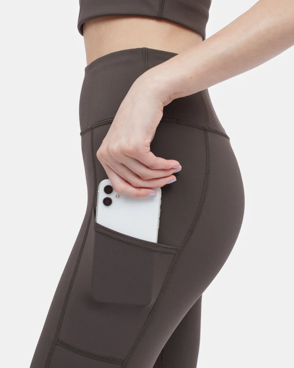 inMotion 7/8 Pocket Legging sold by tentree product image thumbnail 4