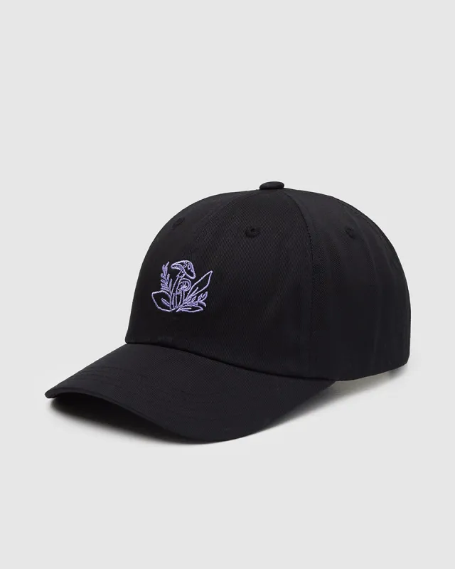 Understory Peak Hat sold by tentree