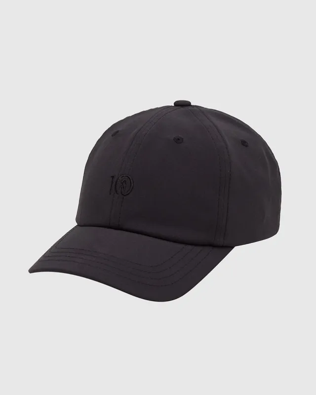 InMotion Peak Hat sold by tentree