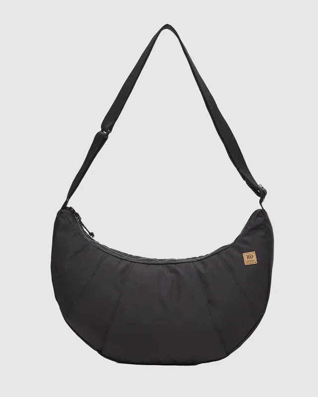 Teslin Bag sold by tentree