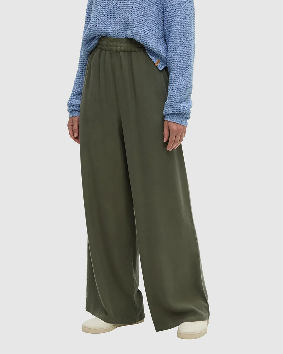 Kaslo Pant sold by tentree