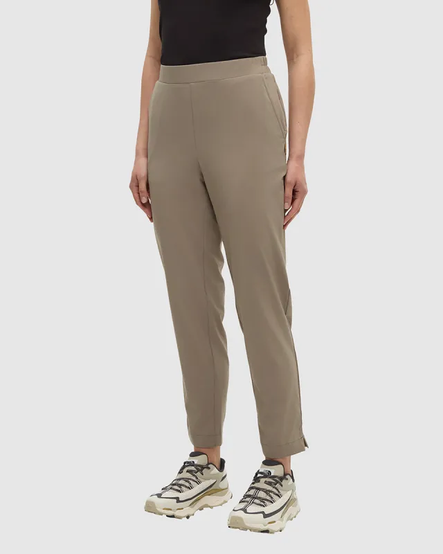 Saturna Pant made by tentree