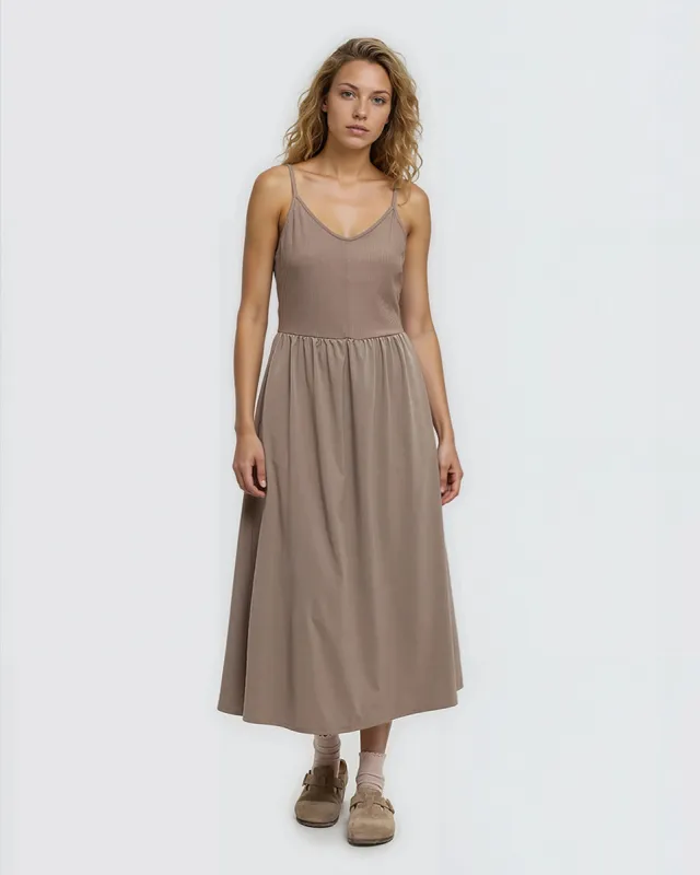 Juneau Dress made by tentree