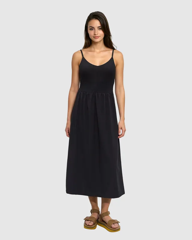 Juneau Dress made by tentree