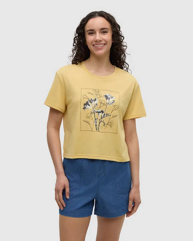 Floral Crop T-Shirt made by tentree