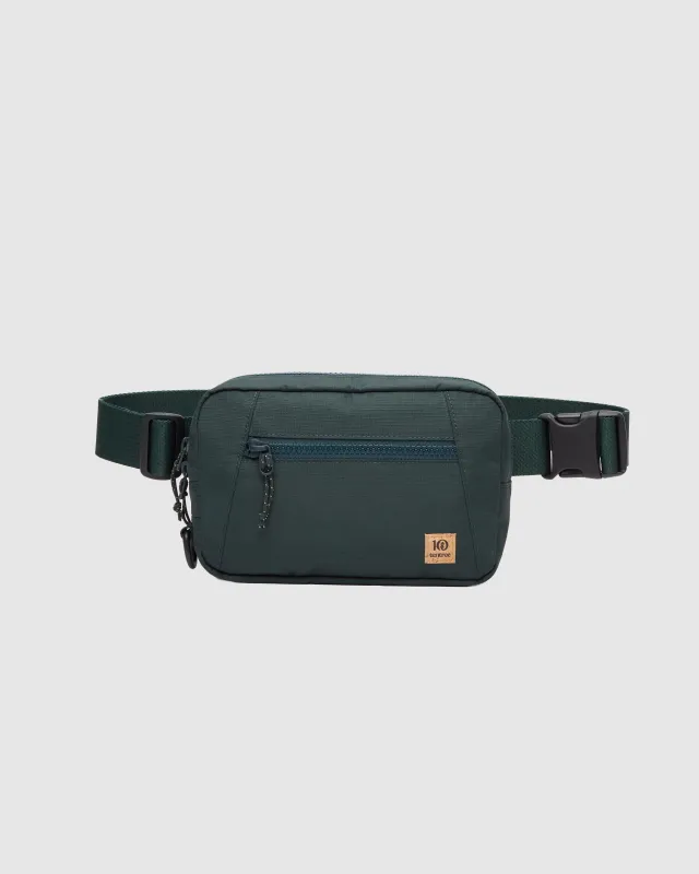 Valdes Hip Pack made by tentree