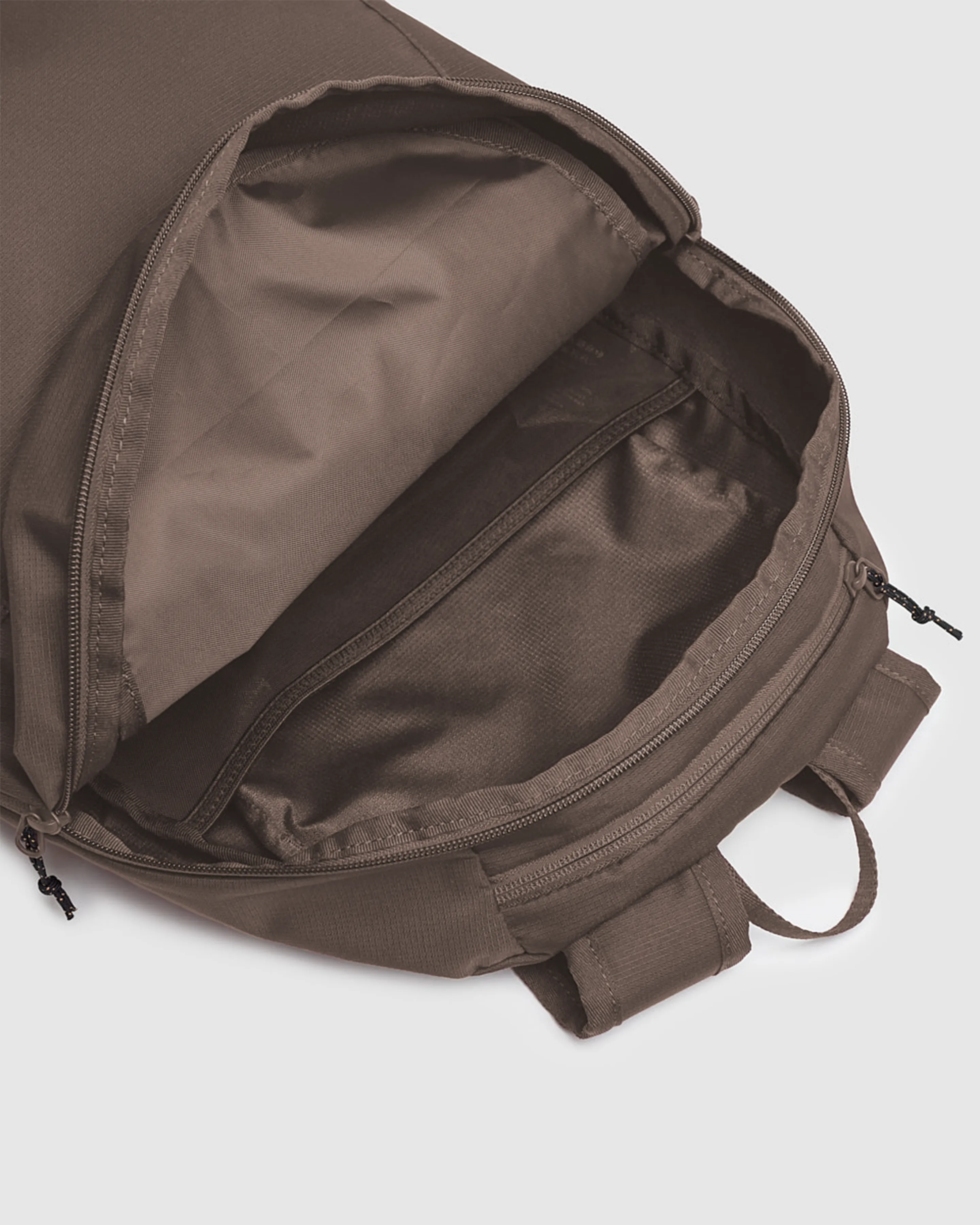 Ruxton Packable Backpack sold by tentree product image thumbnail 4