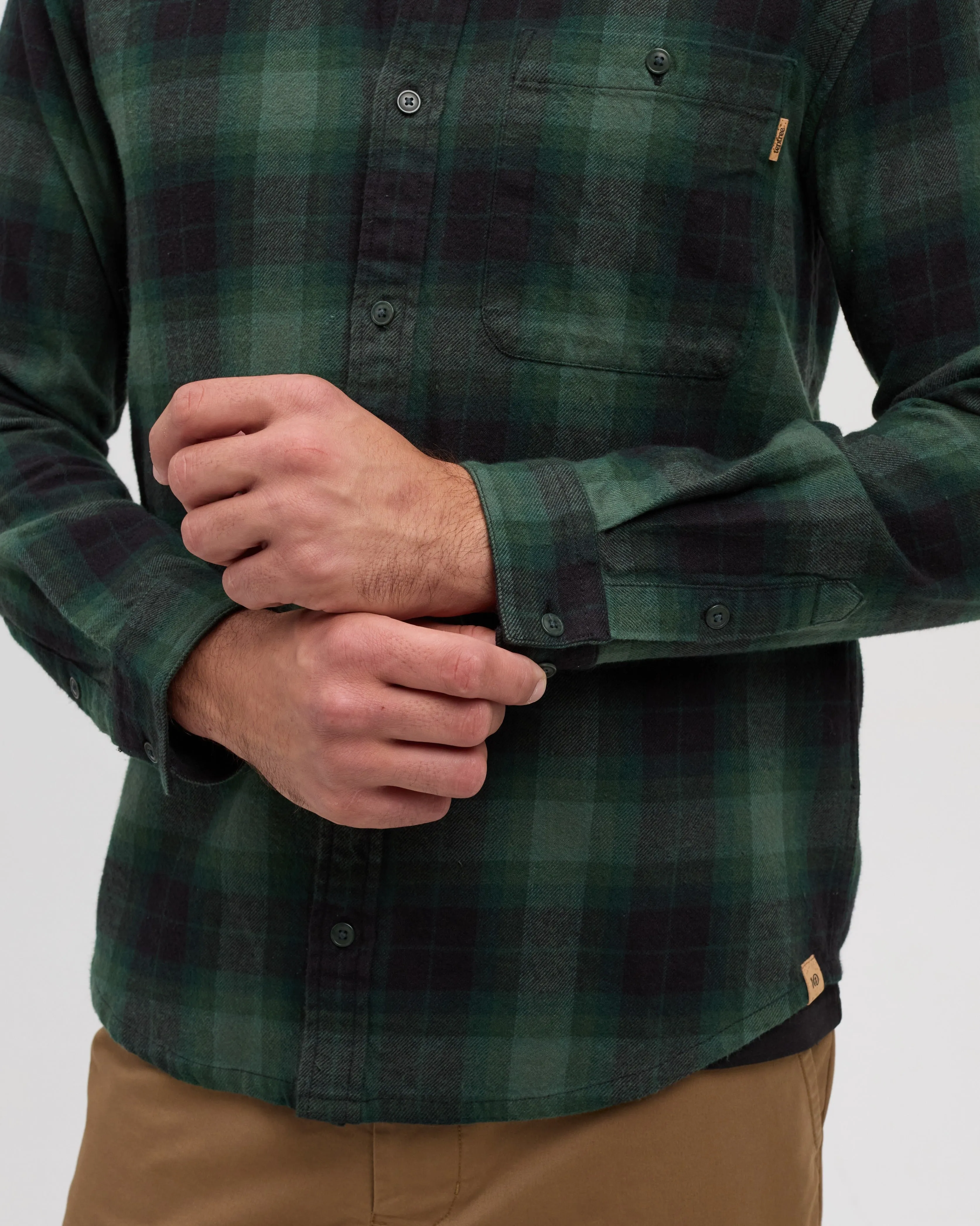 Forest Flannel Shirt sold by tentree product image thumbnail 4
