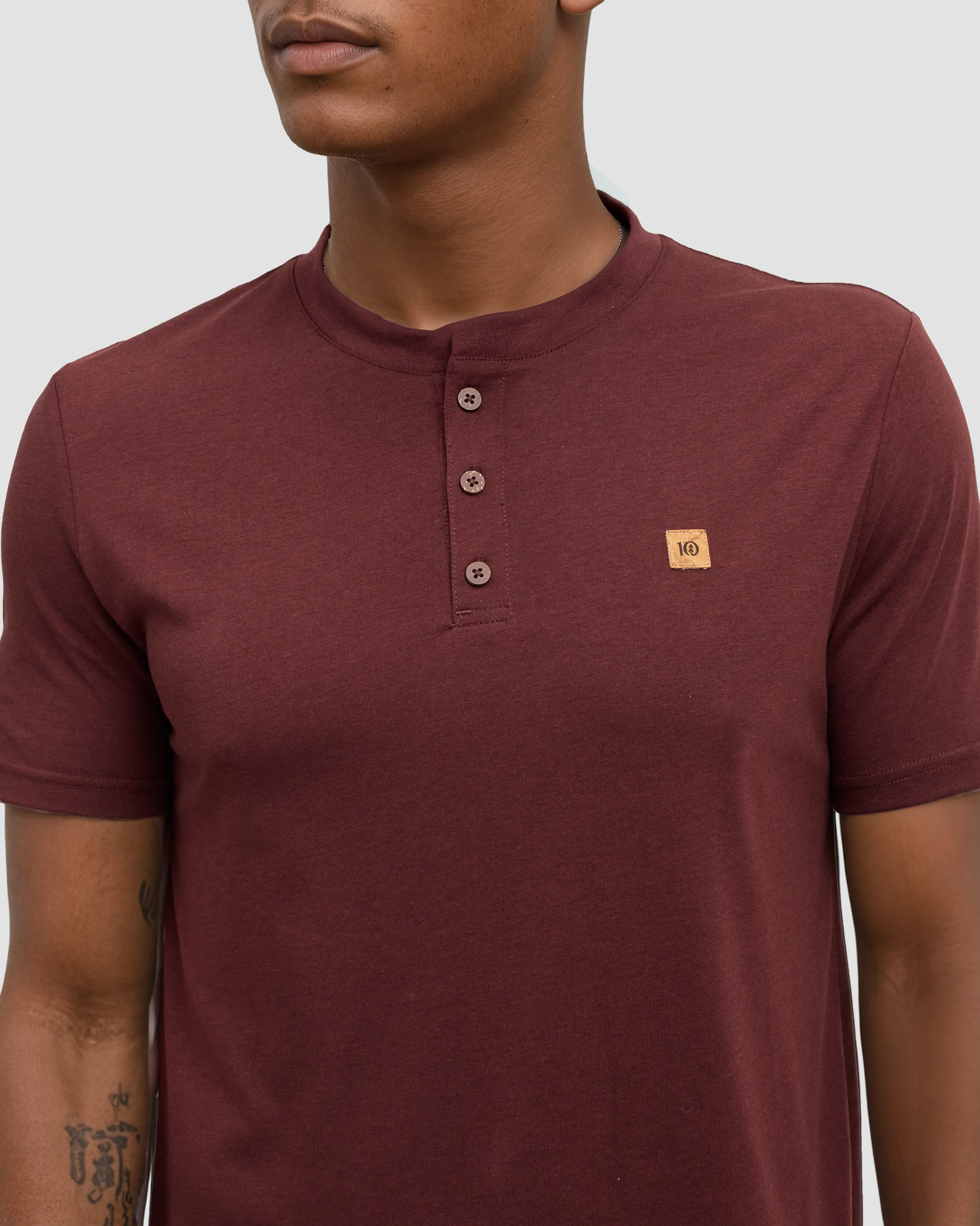 TreeBlend Baker Henley sold by tentree product image thumbnail 2