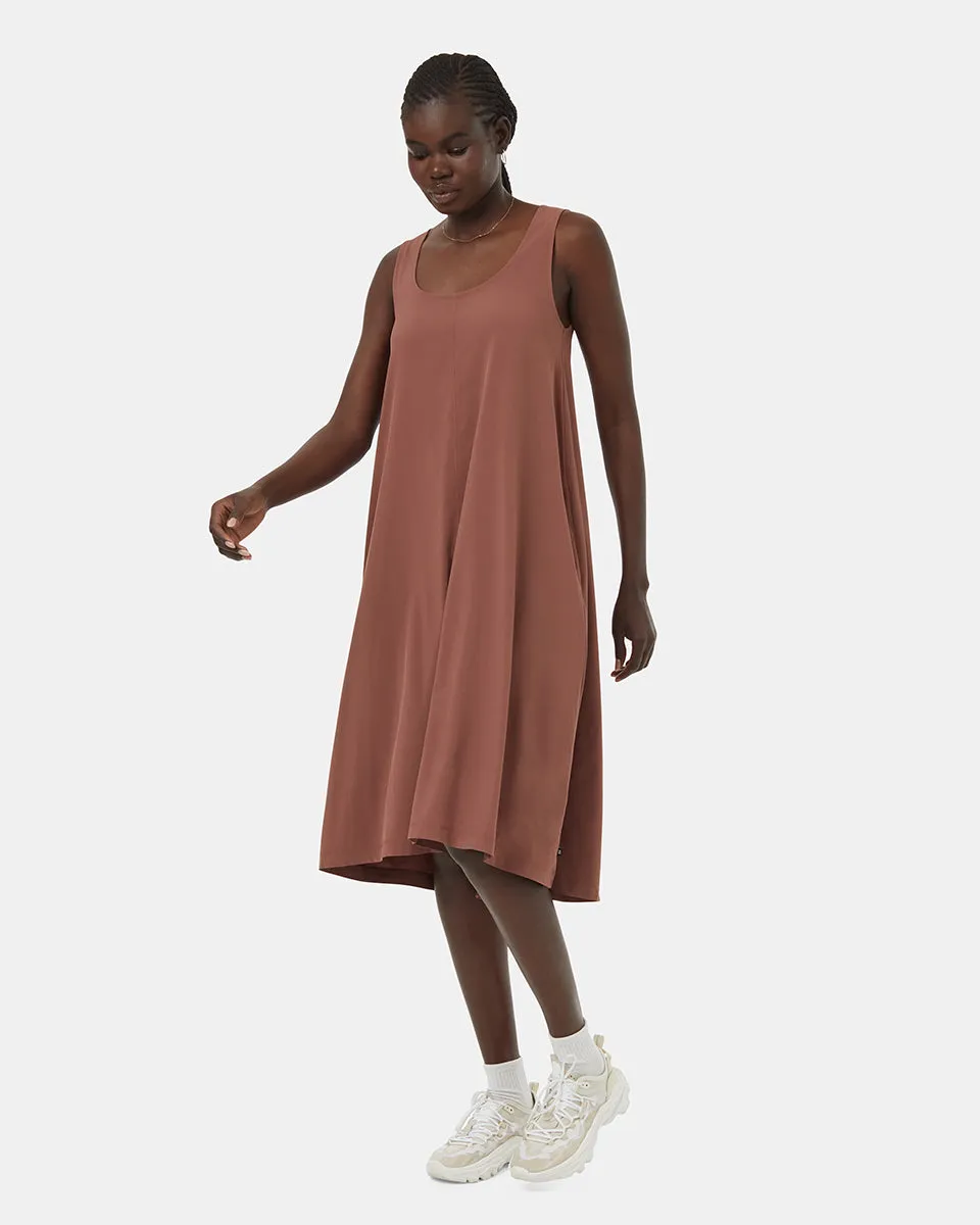 InMotion Sleeveless Midi Dress sold by tentree