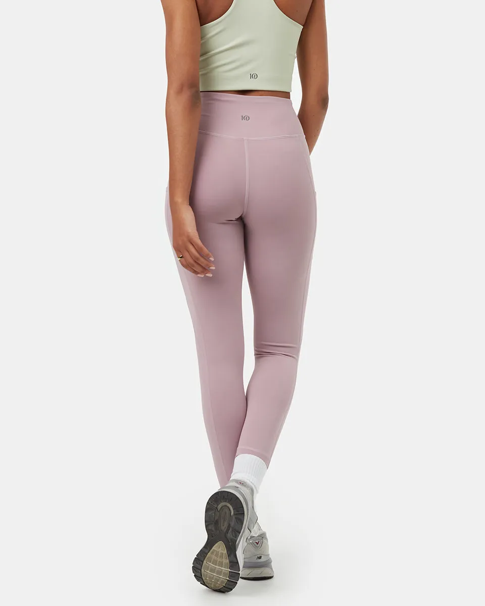 inMotion 7/8 Pocket Legging sold by tentree product image thumbnail 3