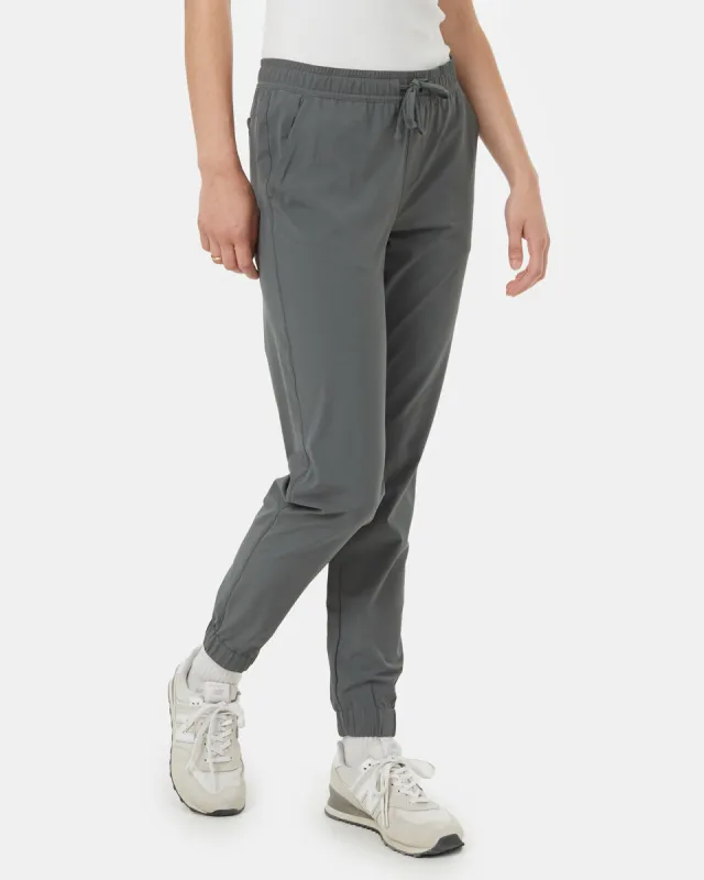 inMotion Pacific Jogger sold by tentree