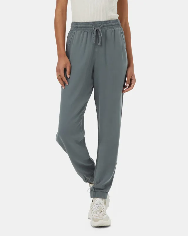 Brookside Jogger sold by tentree