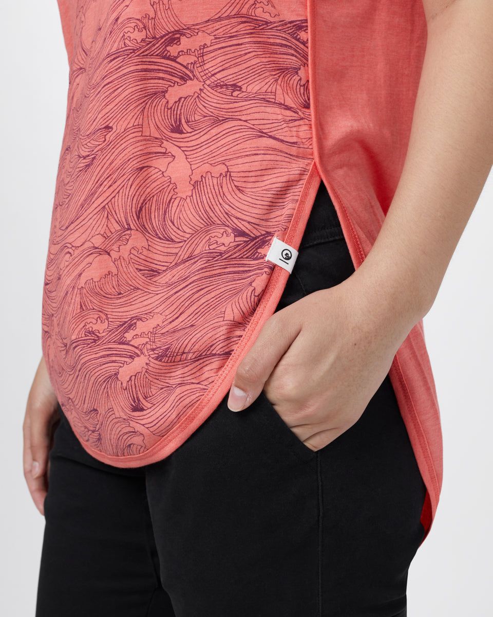 W Rising Sea T-Shirt sold by tentree product image thumbnail 5