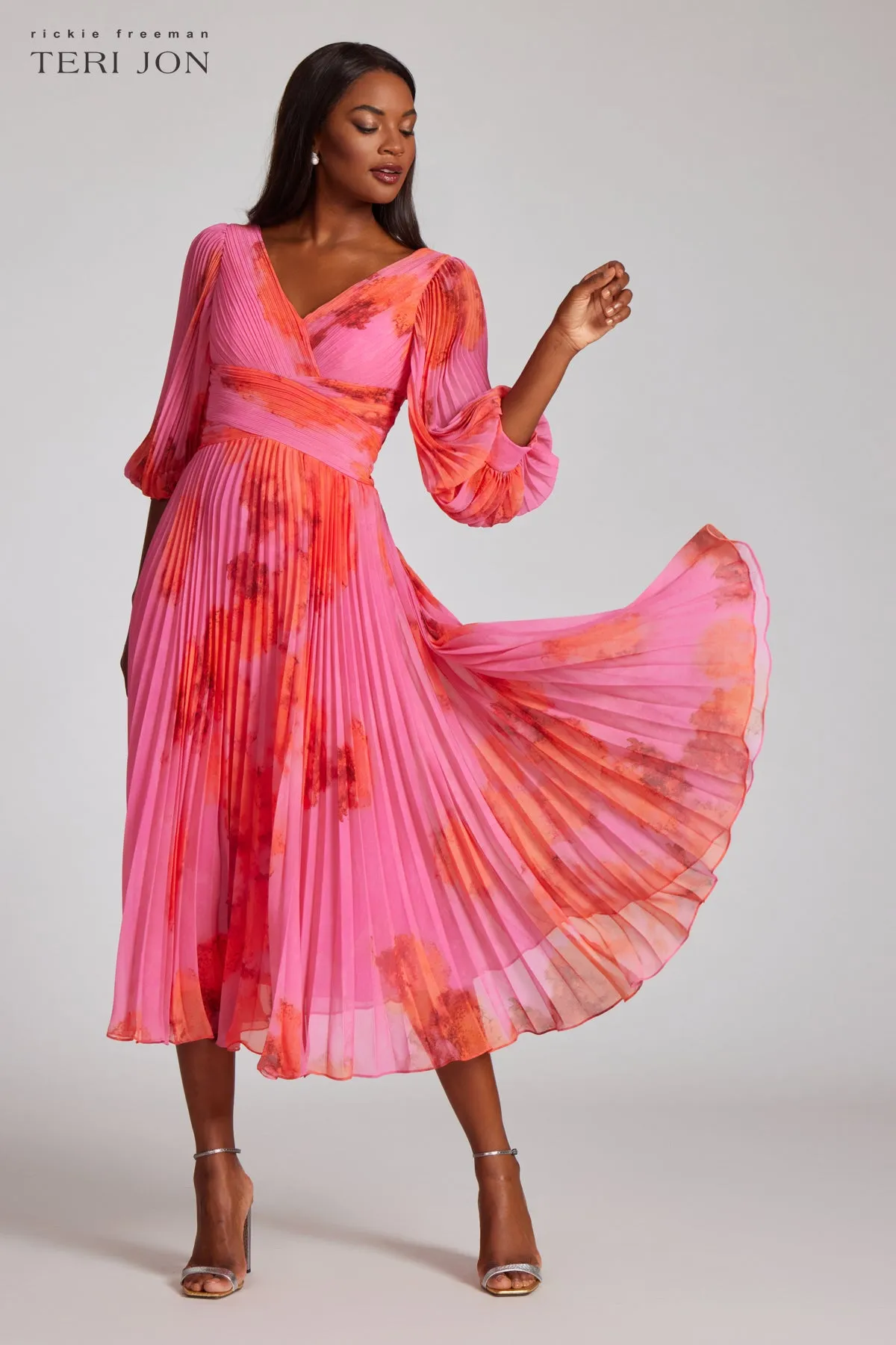 Printed Chiffon Pleated Full Sleeve Dress sold by Teri Jon product image thumbnail 2