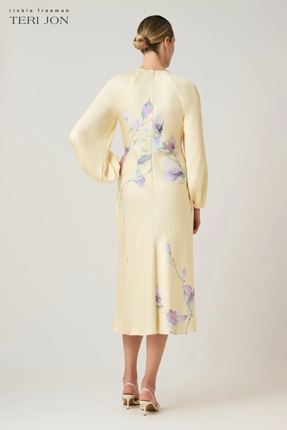 Crepe Back Satin Slit Long-Sleeve Floral Print Dress sold by Teri Jon product image thumbnail 4