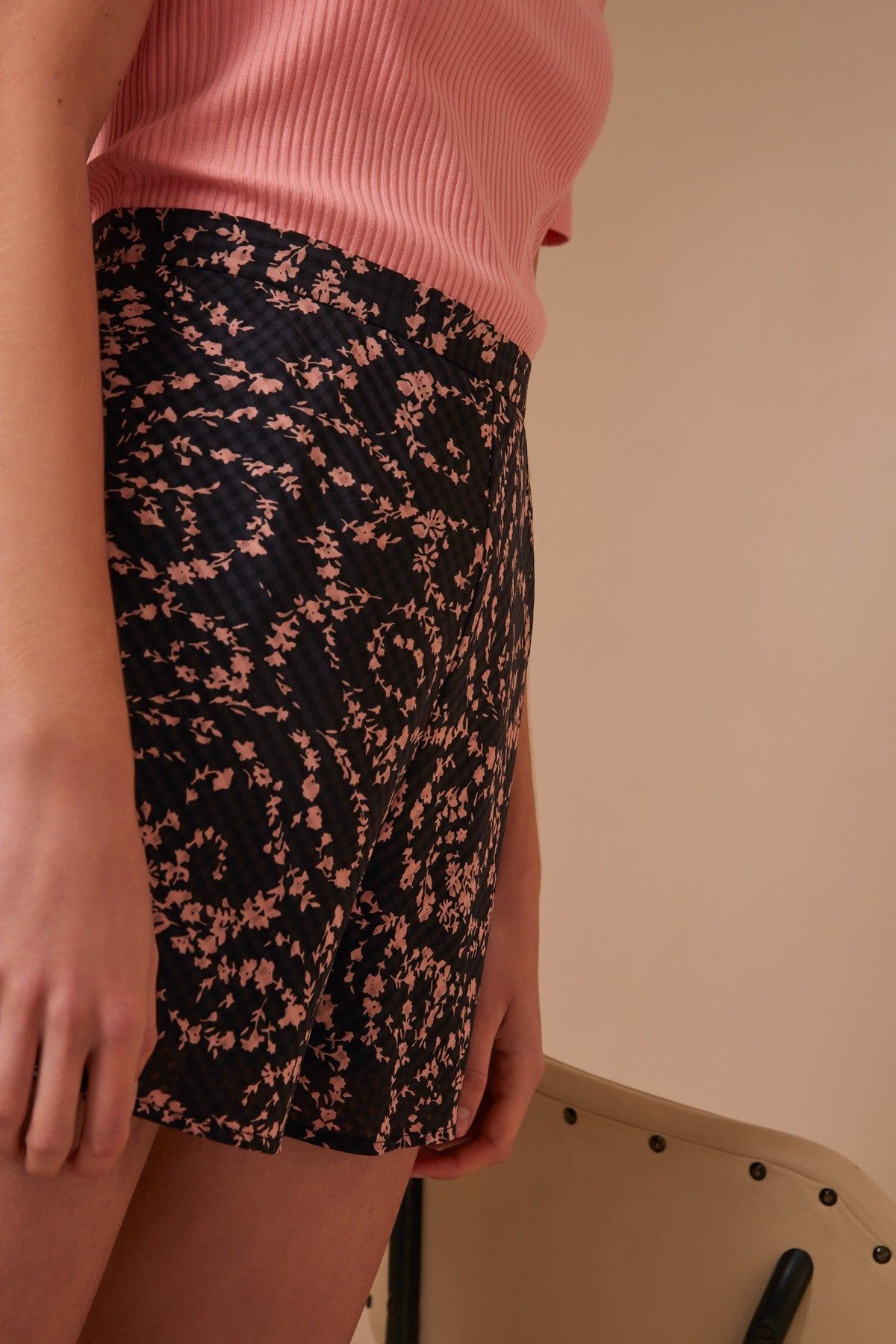 DAHLIA SHORT black floral gingham sold by The Fifth Label product image thumbnail 3