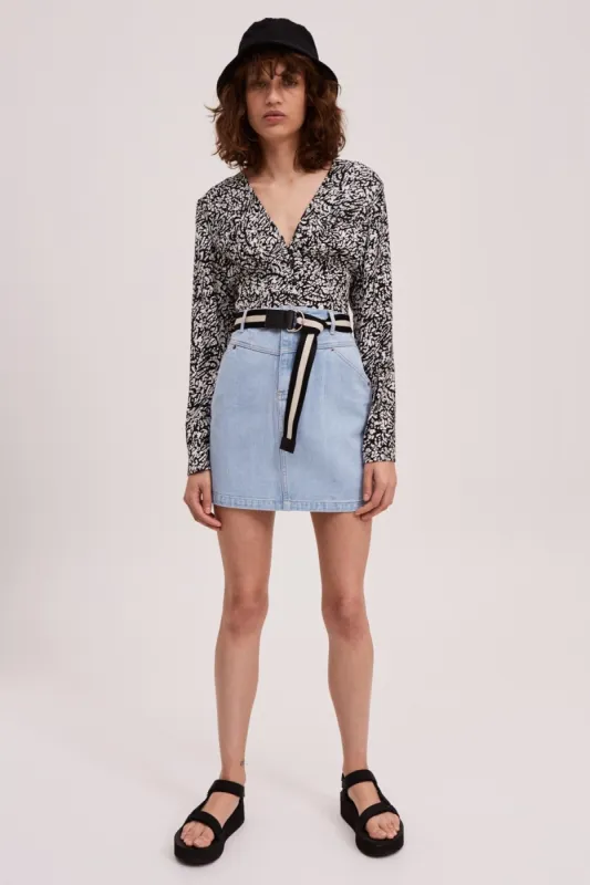 TRIO LONG SLEEVE TOP white w black snake sold by The Fifth Label