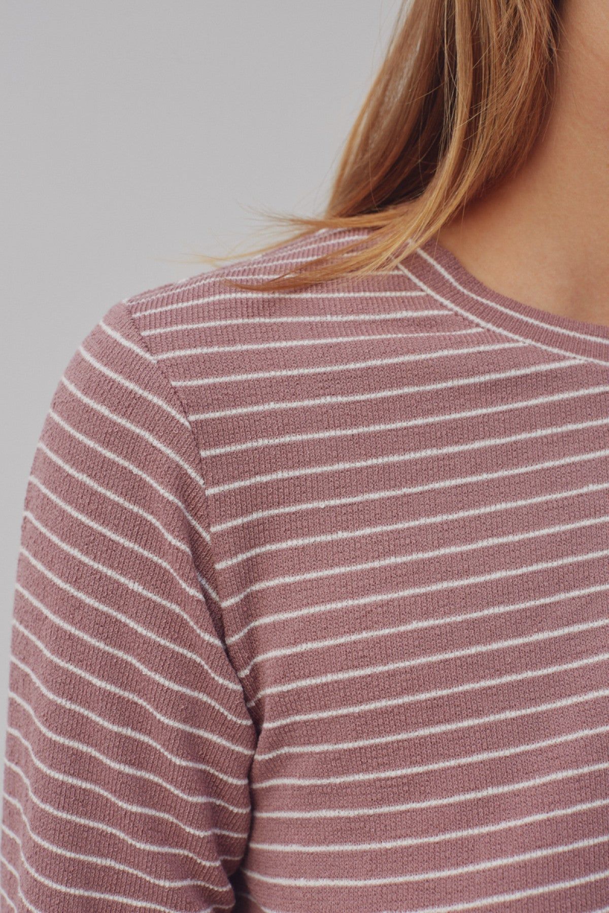 DIGITAL STRIPE TOP mauve w white sold by The Fifth Label product image thumbnail 5