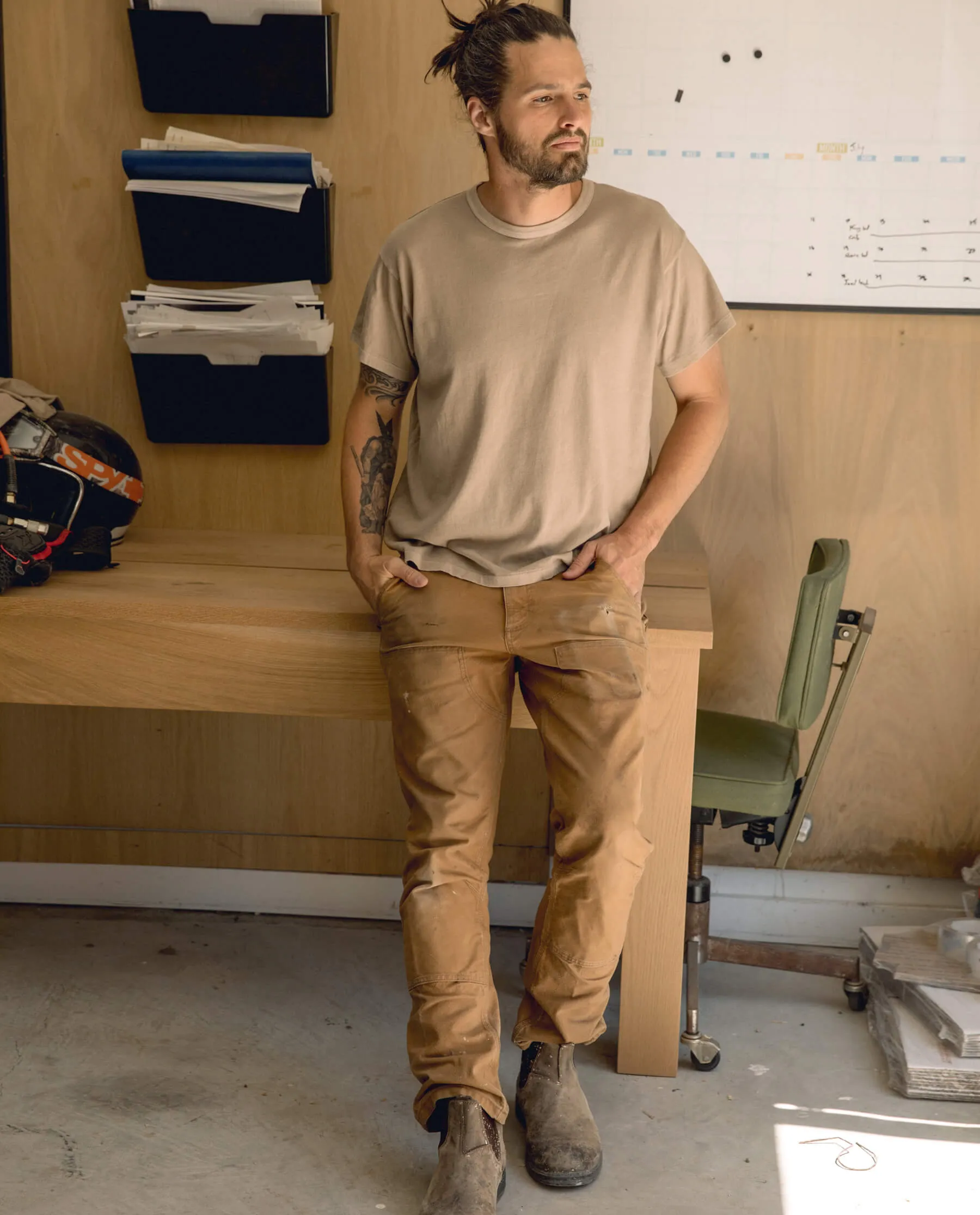 The Men's Boxy Crew. -- Fawn sold by THE GREAT. product image thumbnail 2