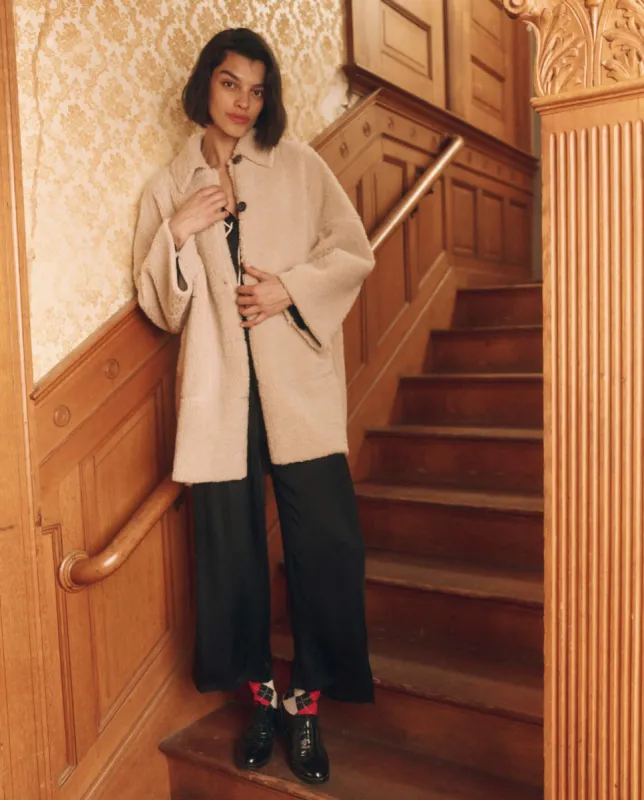 The Plush Car Coat. -- Malt sold by THE GREAT.